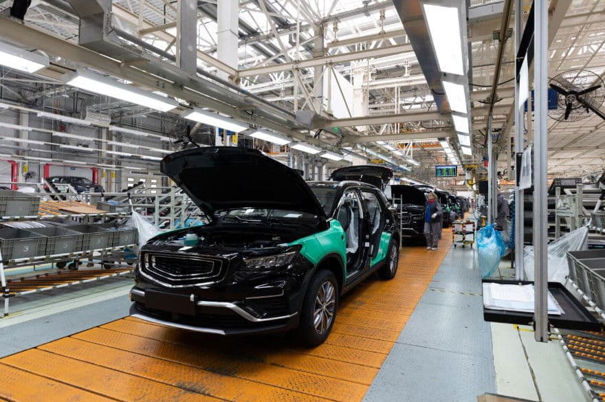 How Technology Is Transforming Car Repair: Diagnostics, Connected Service, and Smart Tools